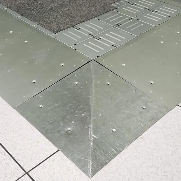 Outside Corner Plate
