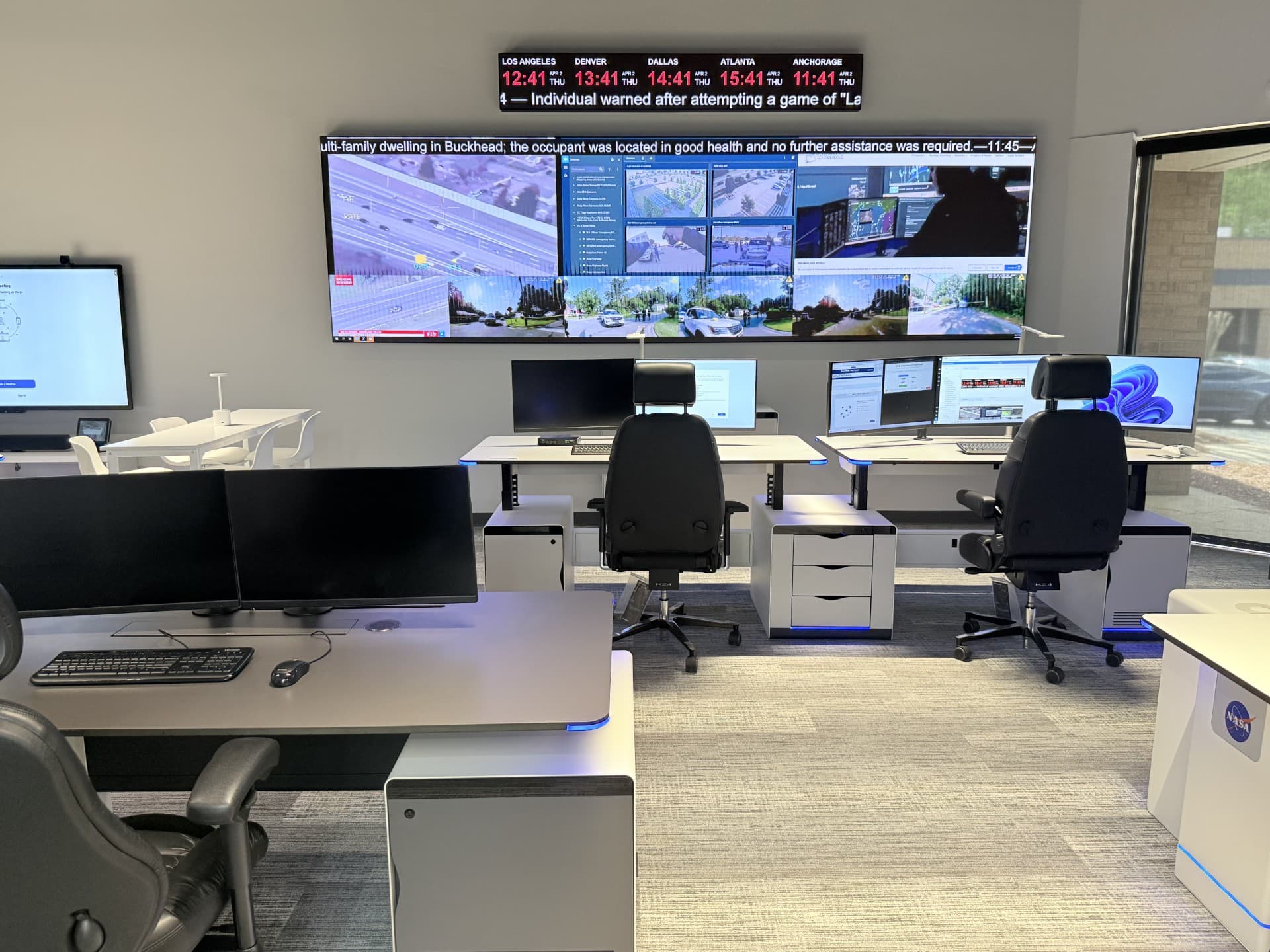 Operator workstation with multi-monitor setup